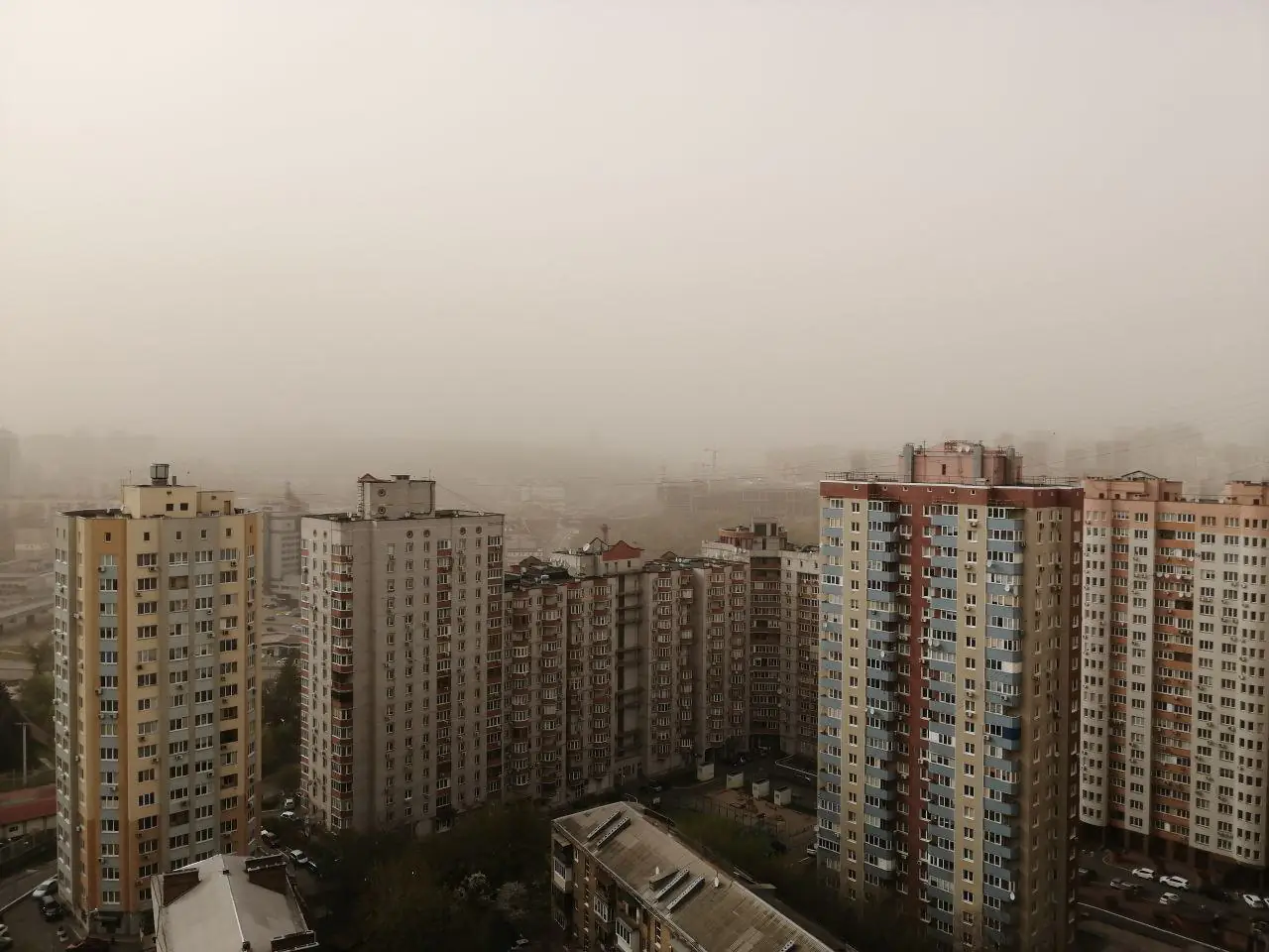 Пилові бурі Київ