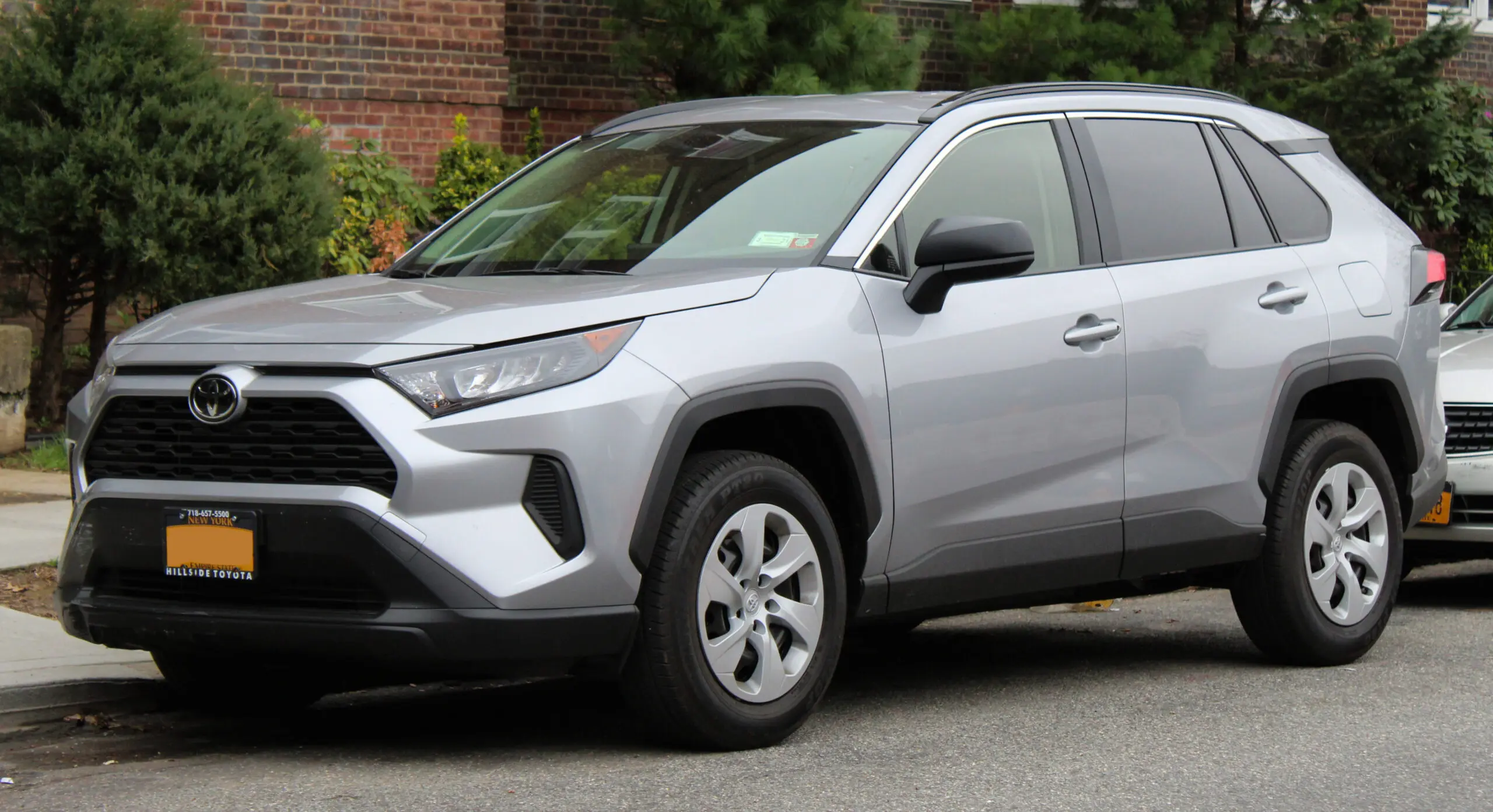 2019 Toyota RAV4 LE 2.5L front 4.14.19 scaled