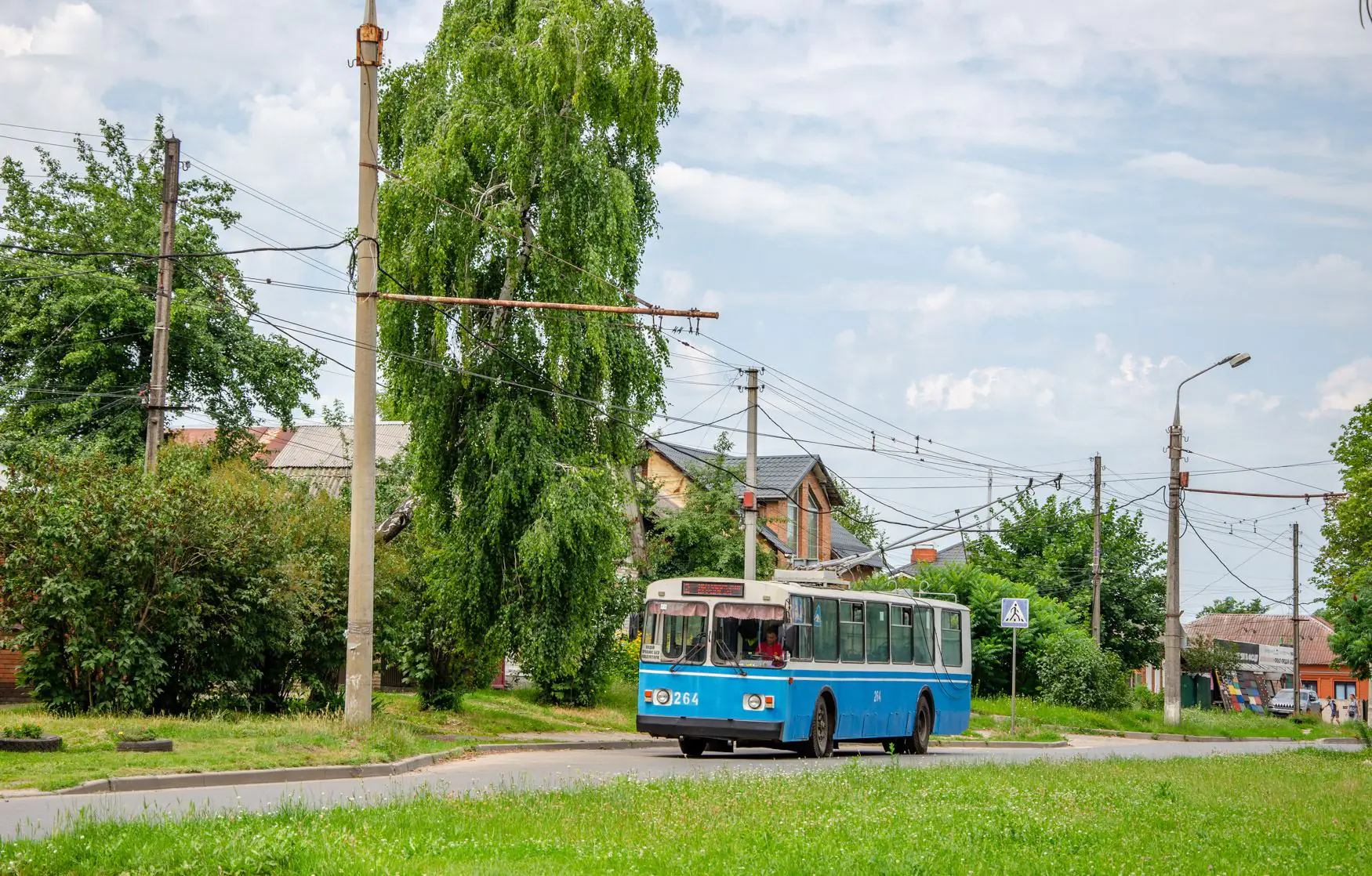 ЗиУ 1990 року, Девіс, липень 23